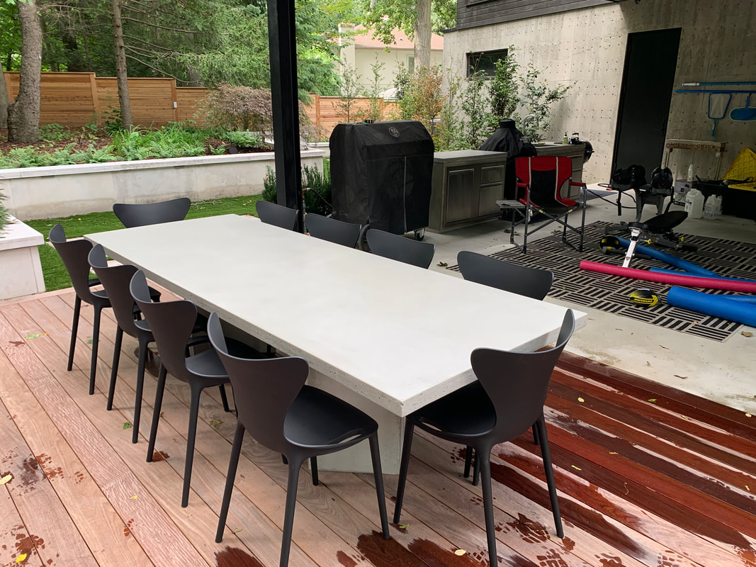 concrete-furniture-table-outdoor